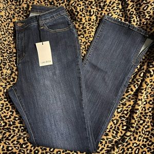 NWT Luna Nora denim jeans size 12. Mid rise slim bootcut w/bottom side slits.